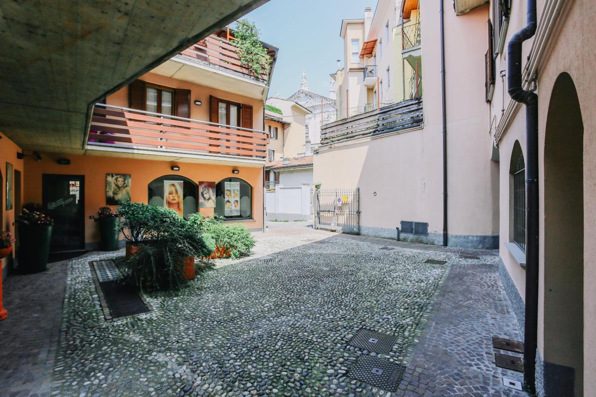 Flat Mazzini 6 Appartement Alzano Lombardo Buitenkant foto