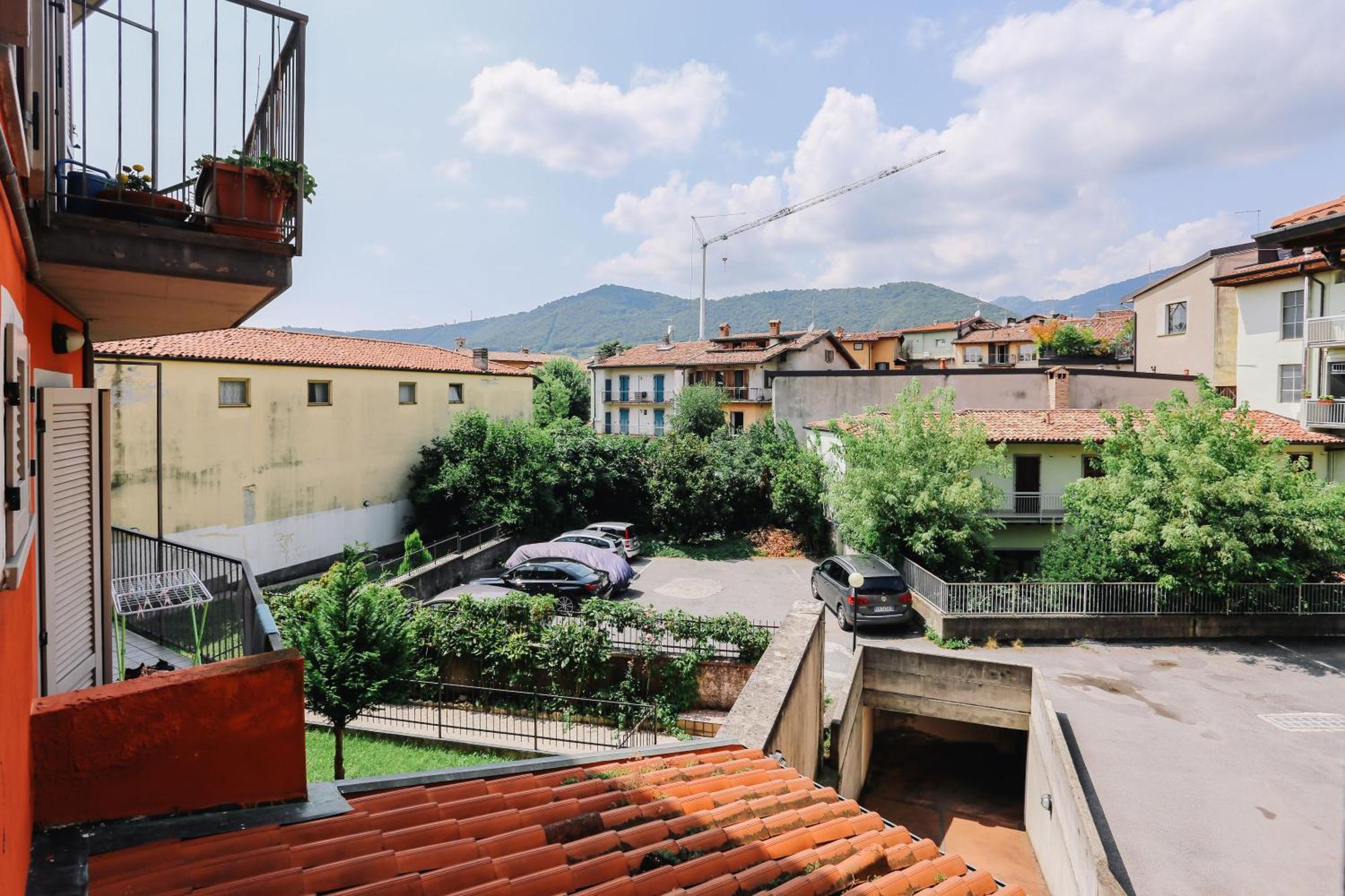 Flat Mazzini 6 Appartement Alzano Lombardo Buitenkant foto
