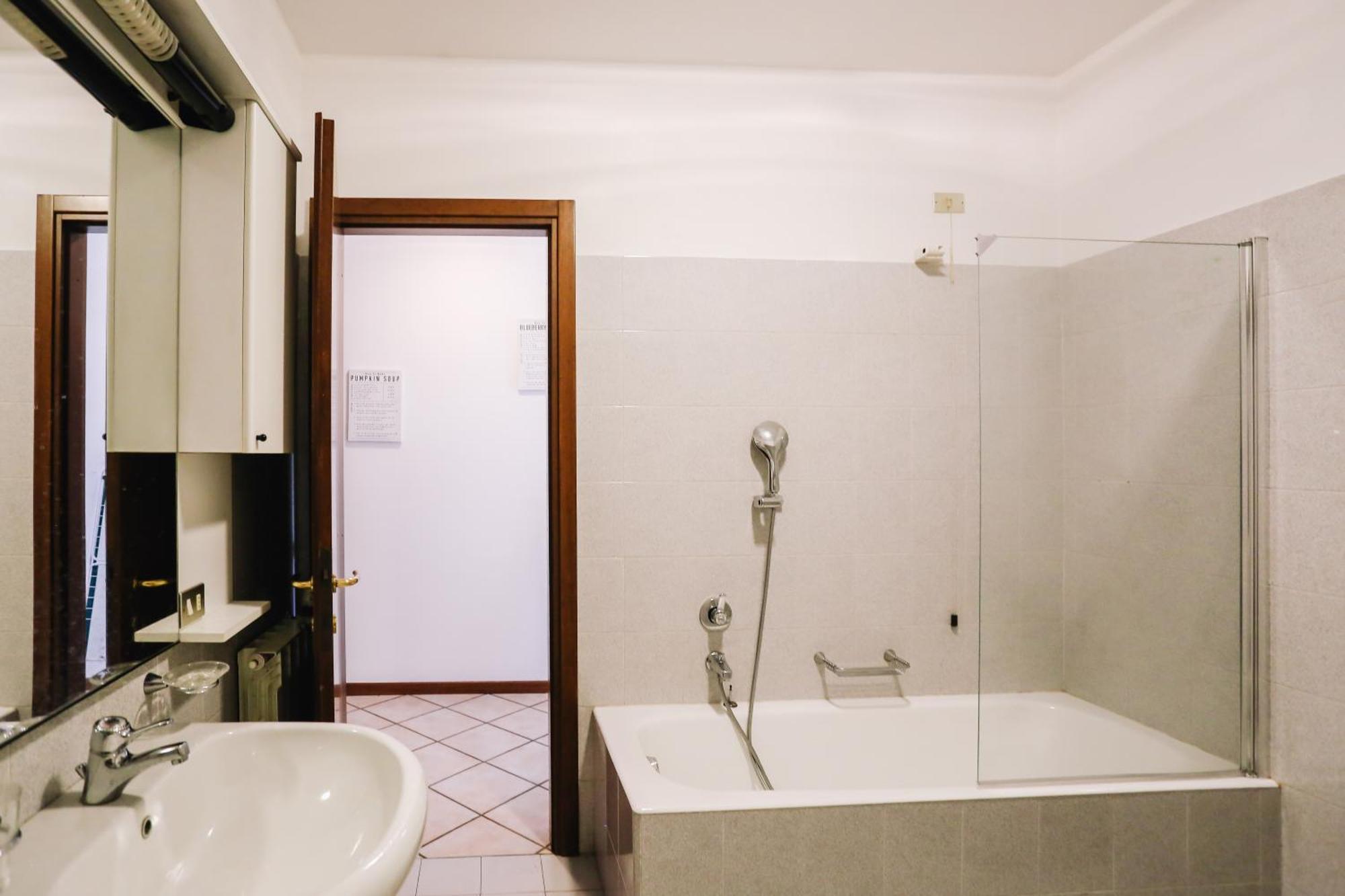 Flat Mazzini 6 Appartement Alzano Lombardo Buitenkant foto