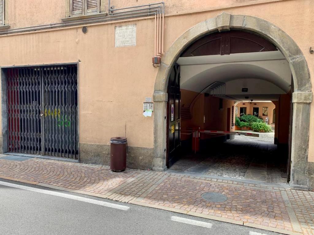 Flat Mazzini 6 Appartement Alzano Lombardo Buitenkant foto